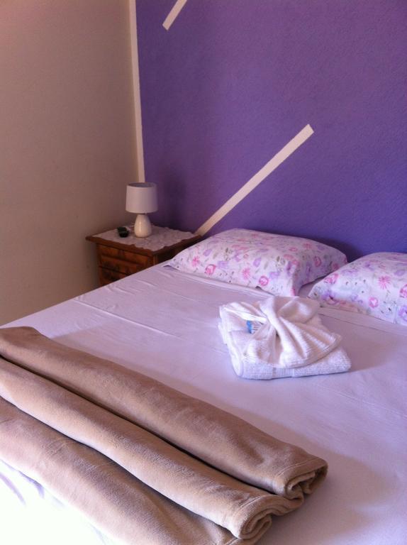 Family Room,912926110:JPEG